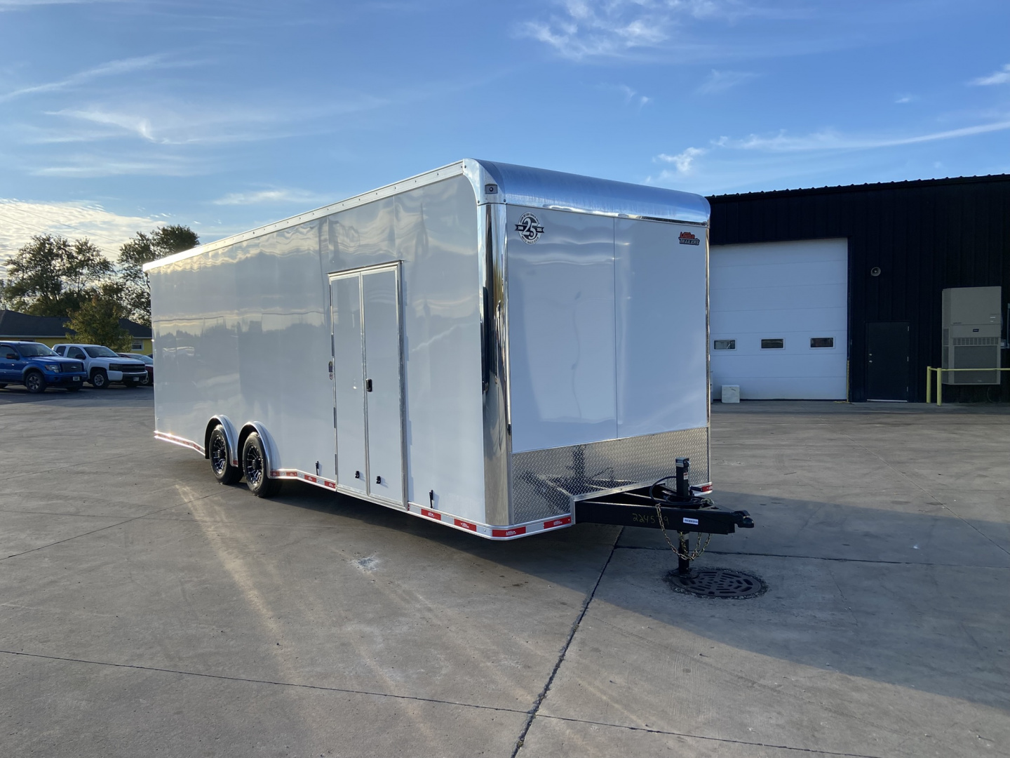 New United Racing Trailer USH 28'