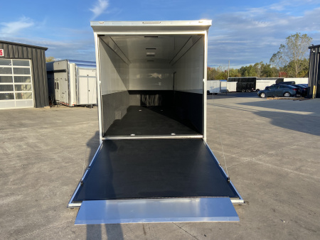 New United Racing Trailer USH 28'