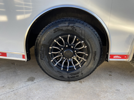 New United Racing Trailer USH 28'