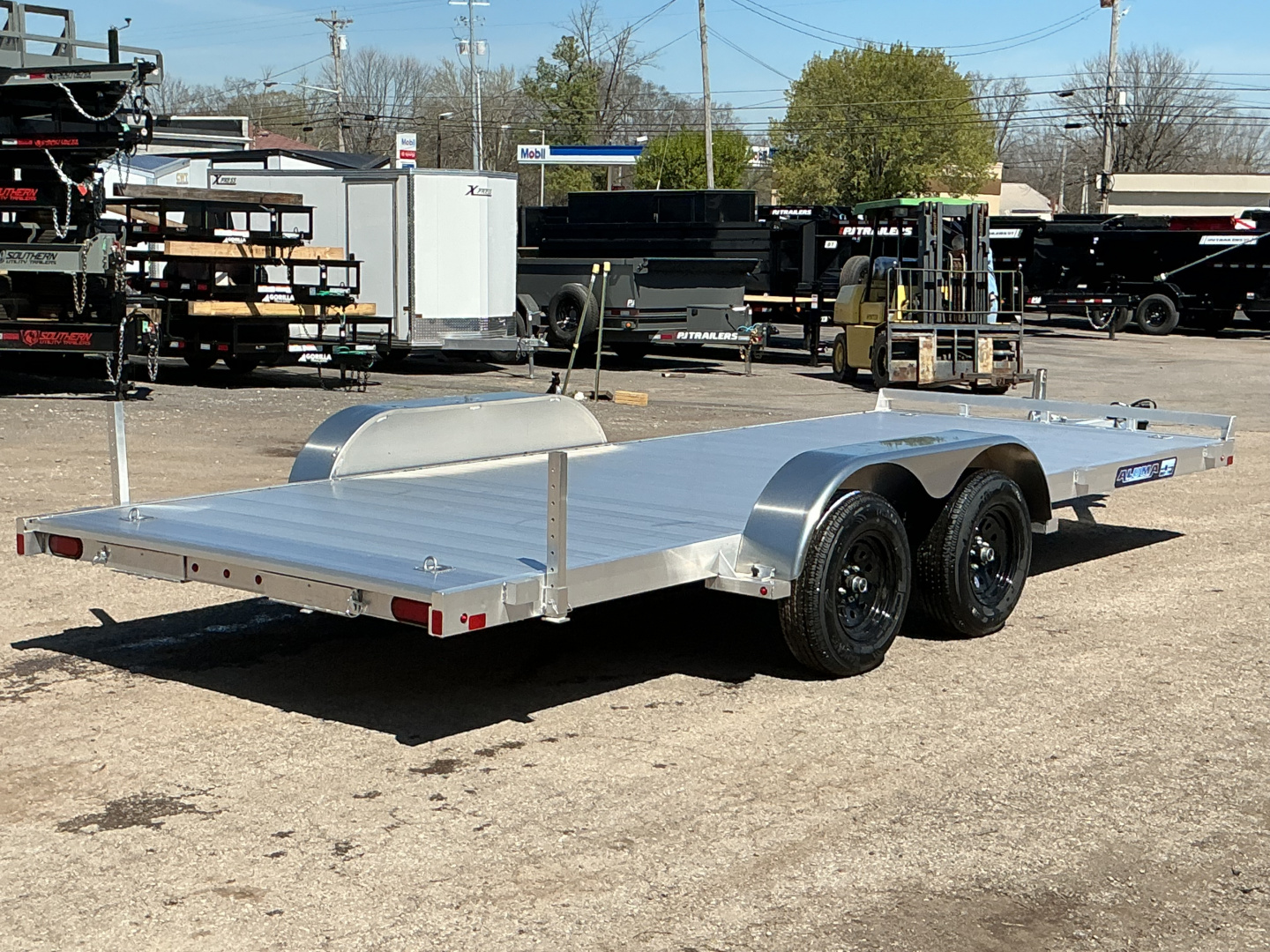 New 2026 Aluma 8218ESA-TA-R 81" X 18' Aluminum EDGE Series Car / Racing Trailer