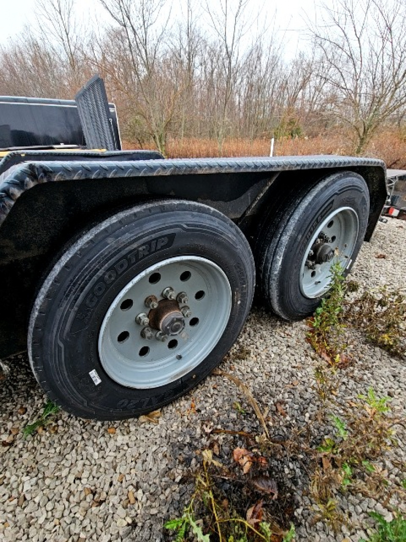 Used 2021 Sure-Trac 82 x 20 (17+3) 16K Universal Ramp Equipment Trailer