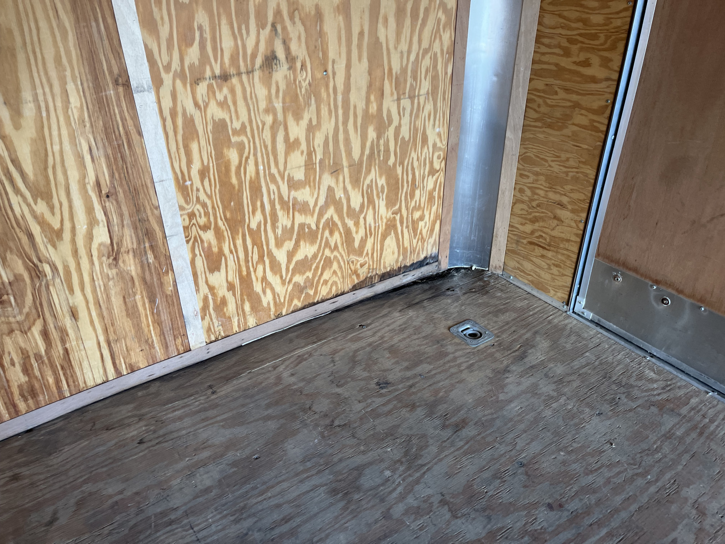 Used **USED** 2010 Homesteader Champion - 20' - 7K GVWR Cargo / Enclosed Trailer