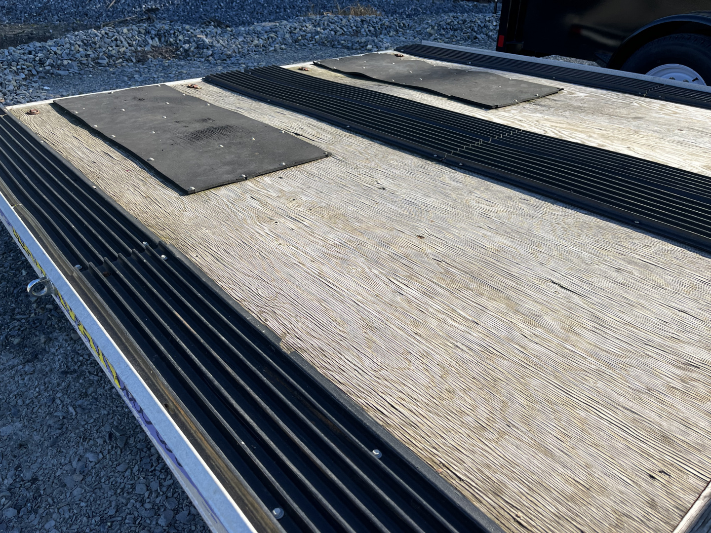 Used **USED** 2005 Karavan 101 X 10 Tilt Snowmobile Trailer