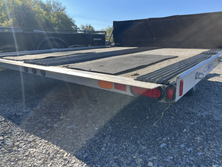 Used **USED** 2005 Karavan 101 X 10 Tilt Snowmobile Trailer