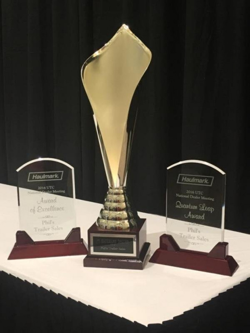 New Haulmark NEW 85X34 EDGE ENCLOSED RACE TRAILER ELECTRIC AWNING CAR RACE TRAILER CAR HAULER CARGO TRAILER Car / Racing Trailer DELIVERY OUT OF UATH!