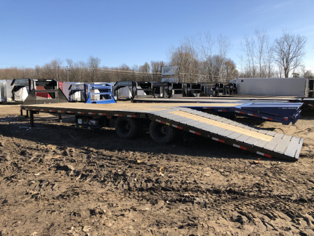 New 2026 Load Trail 32' 24k W/ Hyd Dovetail and Jacks Gooseneck Bodies