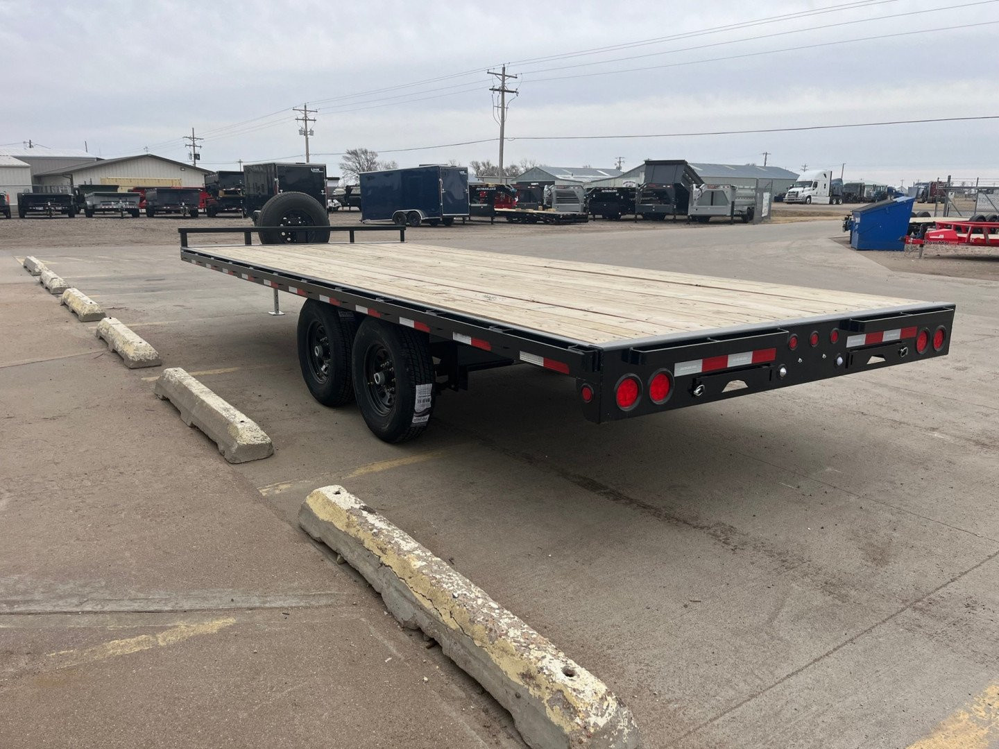 New 2026 PJ Trailers 20' X 102" L7202 Flatbed Trailer