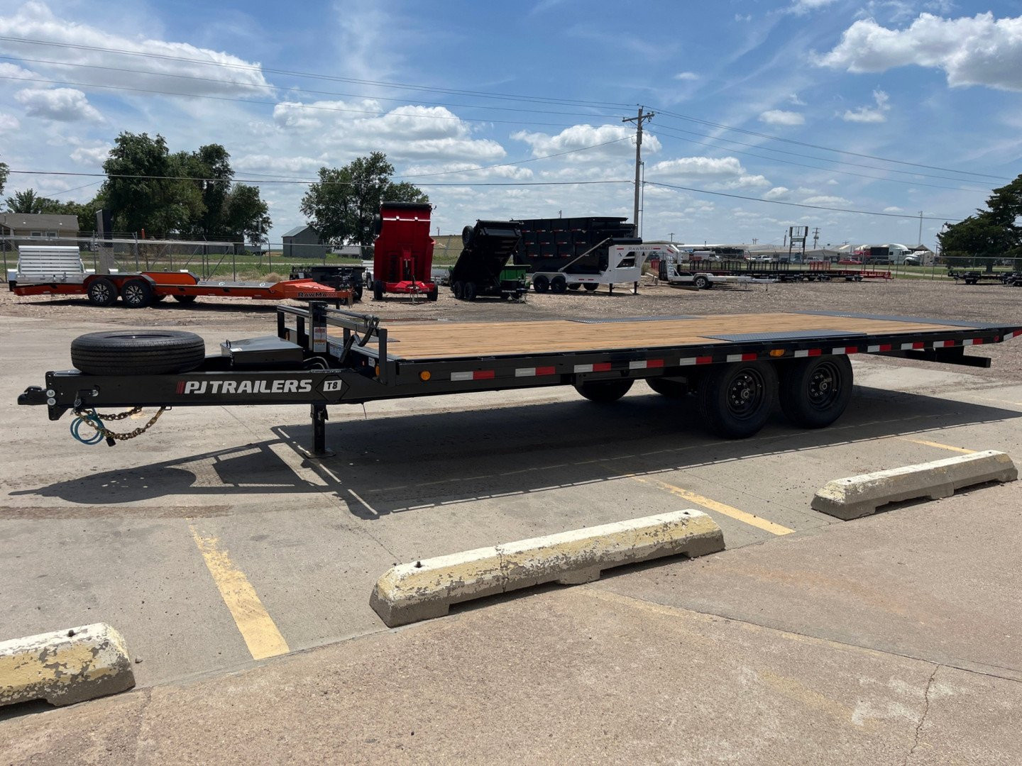 New 2026 PJ Trailers T8222 22' X 102" Tilt Trailer