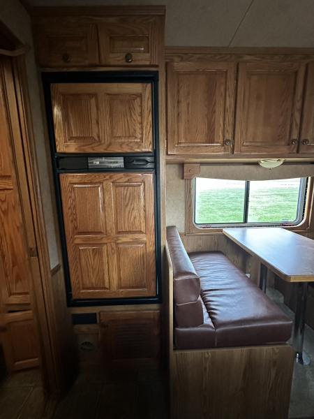 Used 2005 Exiss Trailers 4H 10' LQ Horse Trailer