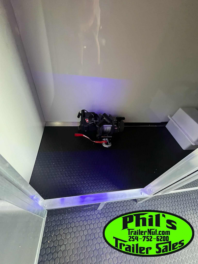 New 2025 RC Trailers 8.5X34 ALUMINUM STACKER 2 CAR HAULER Car / Racing Trailer DISCOUTED FOR TREE SCRATCHES ONLY 1 AT THIS PRICE