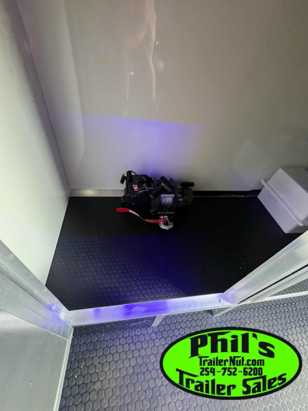 New 2025 RC Trailers 8.5X34 ALUMINUM STACKER 2 CAR HAULER Car / Racing Trailer DISCOUTED FOR TREE SCRATCHES ONLY 1 AT THIS PRICE