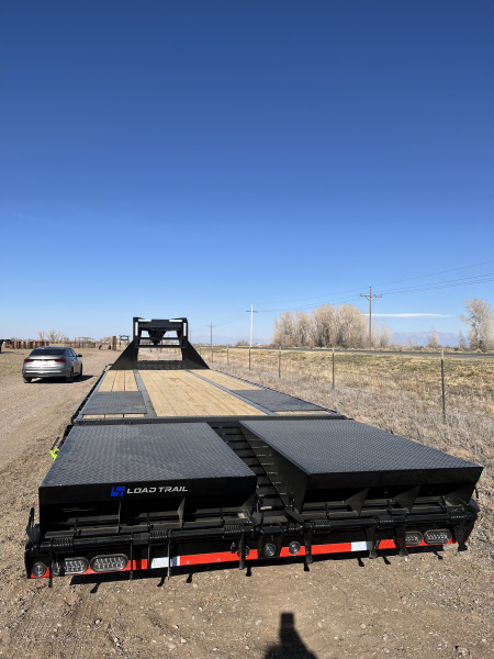 New 2026 Load Trail 102" x 30' Tandem Low-Pro Gooseneck