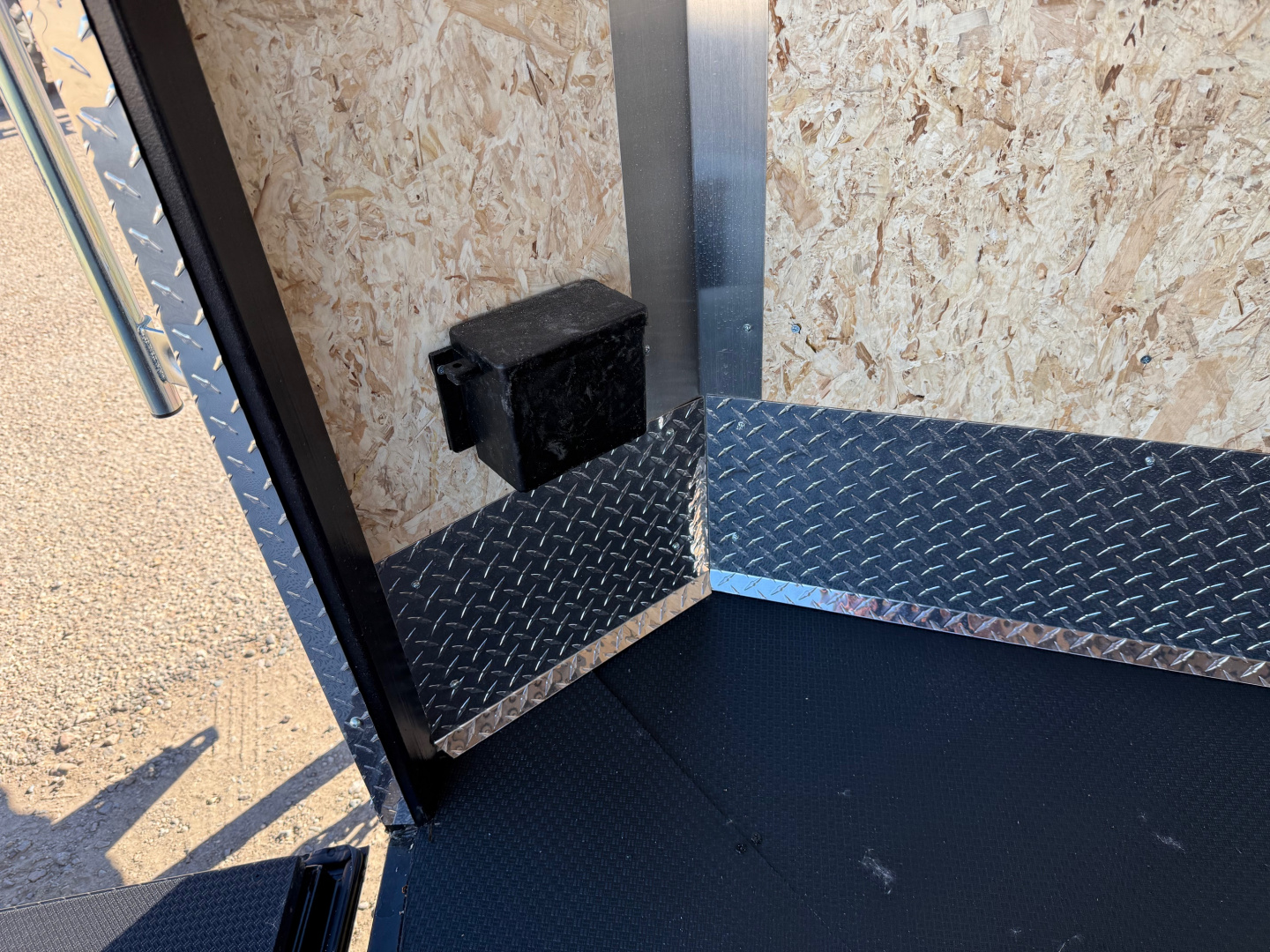 New 2026 Look Trailers LOOK ELEMENT 8.5X29 Snowmobile Trailer