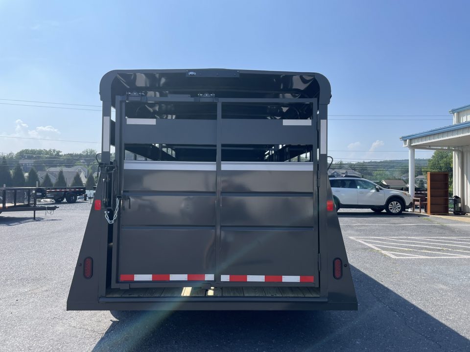 New 2027 Valley Trailers 6'8"X16'X6'6" Gooseneck Steel Stock Trailer