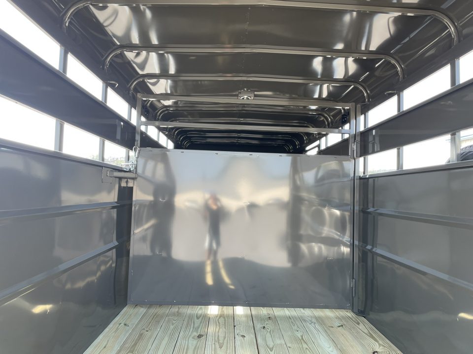 New 2027 Valley Trailers 6'8"X16'X6'6" Gooseneck Steel Stock Trailer