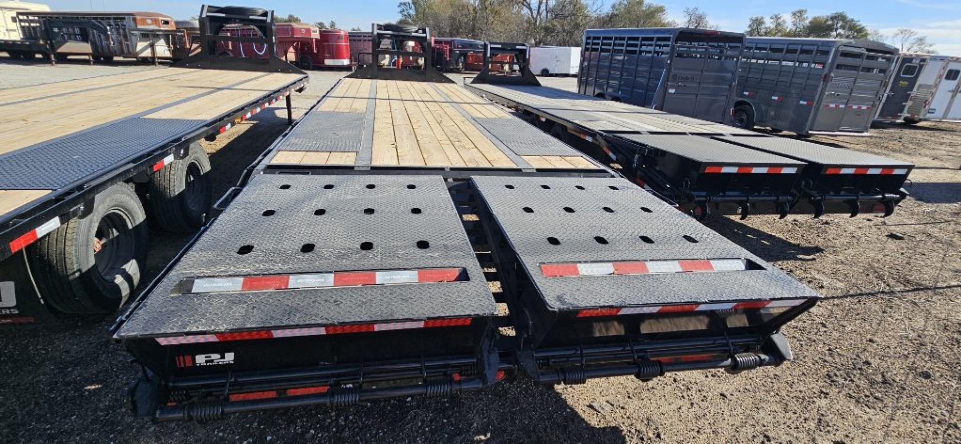 New 2026 PJ Trailers 102" x 30' Low-Pro Flatdeck with Duals (LD) Flatbed Trailer