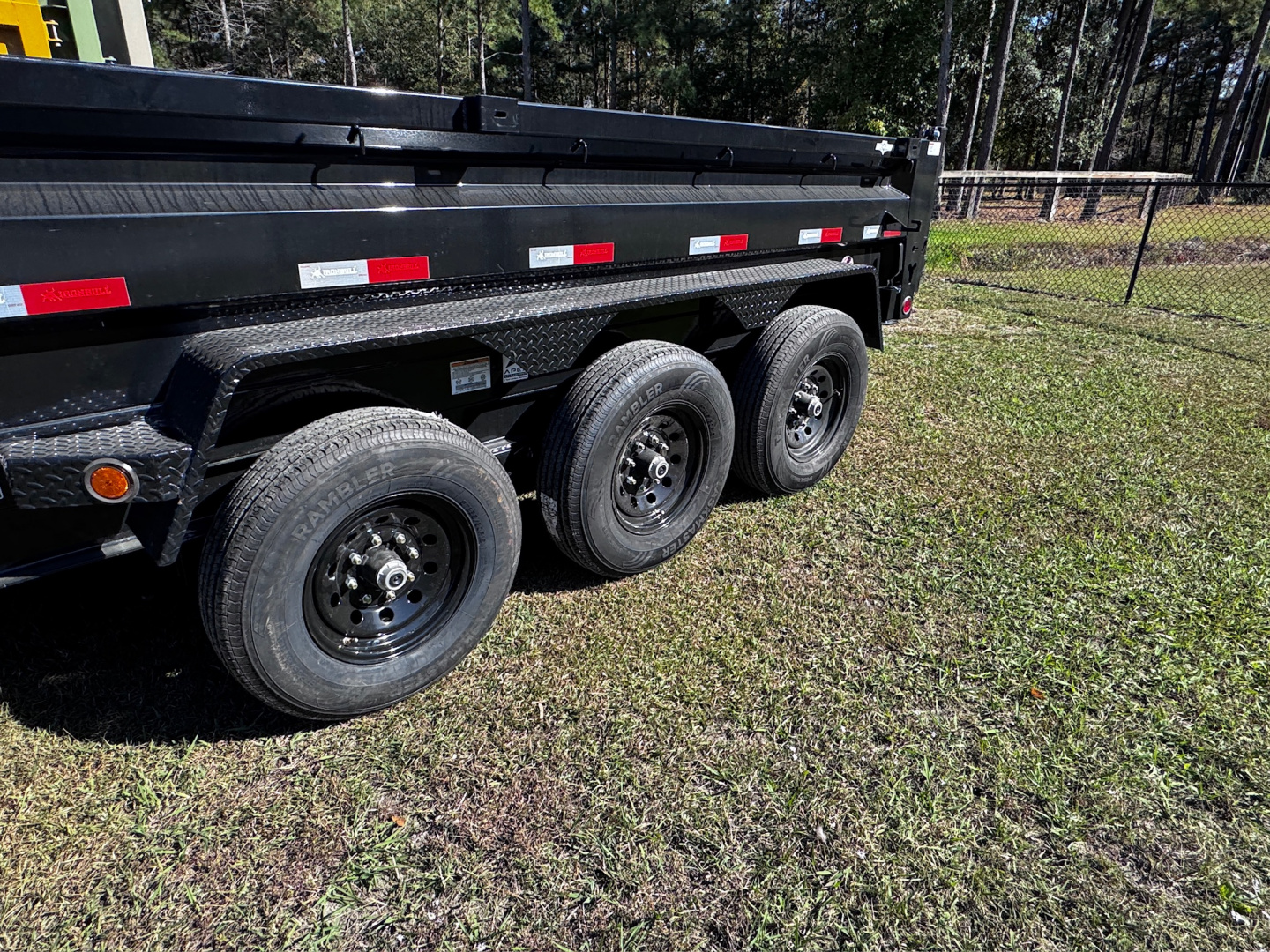 New 2026 Iron Bull 83X16 TRI-AXLE GOOSENECK 21K Dump Trailer