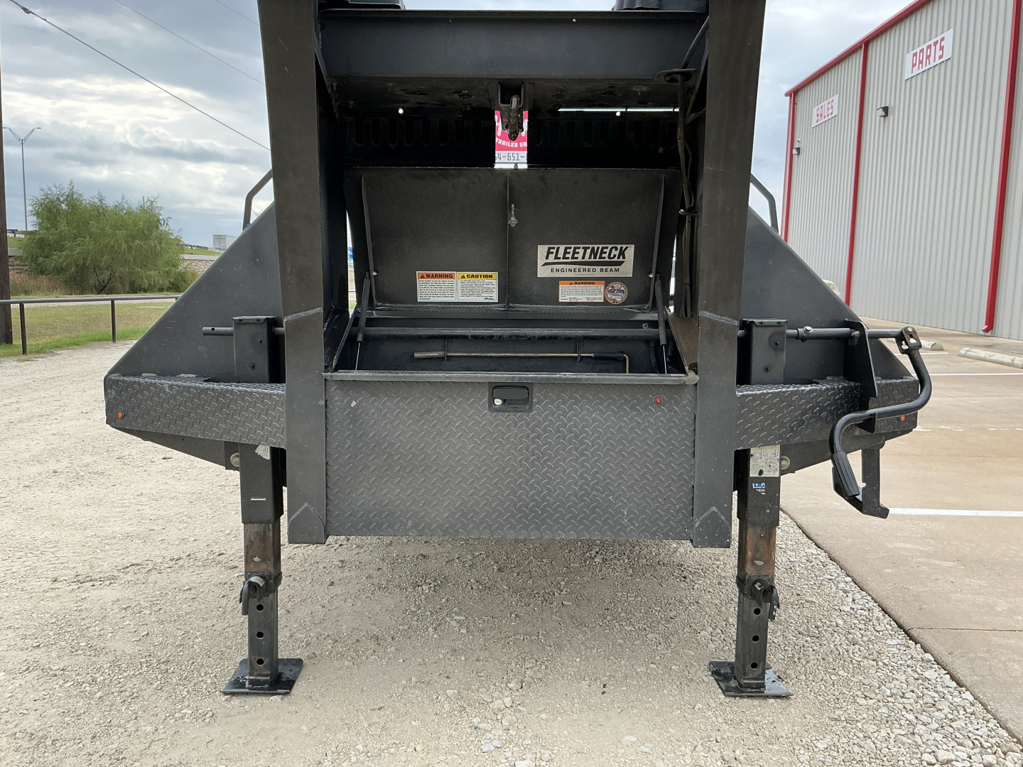 Used 2023 Diamond C 102"x35' GN Flatbed- FMAX212