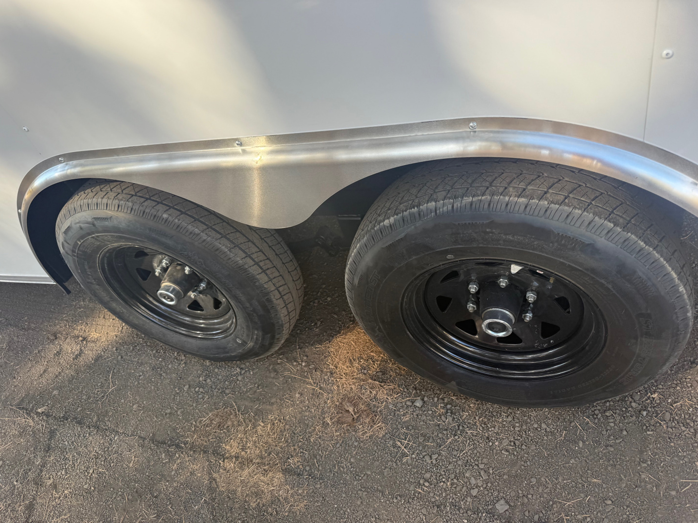 New 2026 Look Trailers 8.5X24 ST DLX Enclosed Cargo 7' Tall Ramp Cargo / Enclosed Trailer