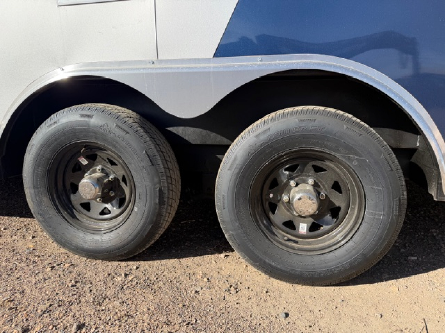 New 2026 Look Trailers Snowmobile Trailer ELEMENT - 8.5X21-- WITH RAMP IN V-NOSE