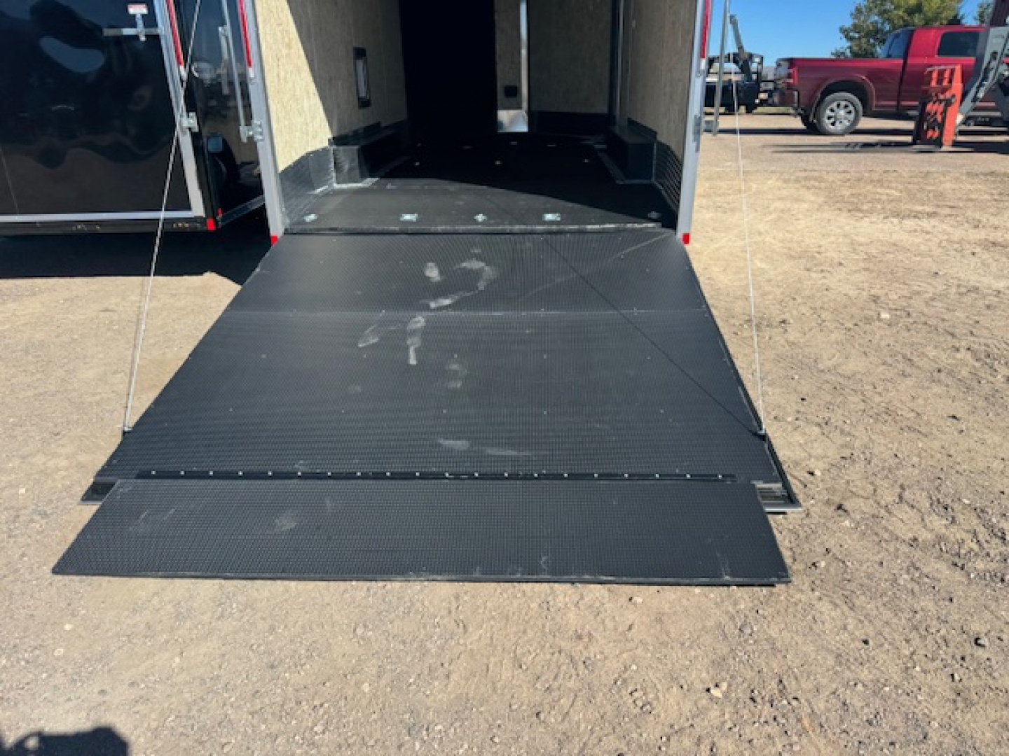 New 2026 Look Trailers Snowmobile Trailer ELEMENT - 8.5X21-- WITH RAMP IN V-NOSE