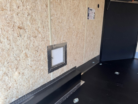 New 2026 Look Trailers Snowmobile Trailer ELEMENT - 8.5X21-- WITH RAMP IN V-NOSE