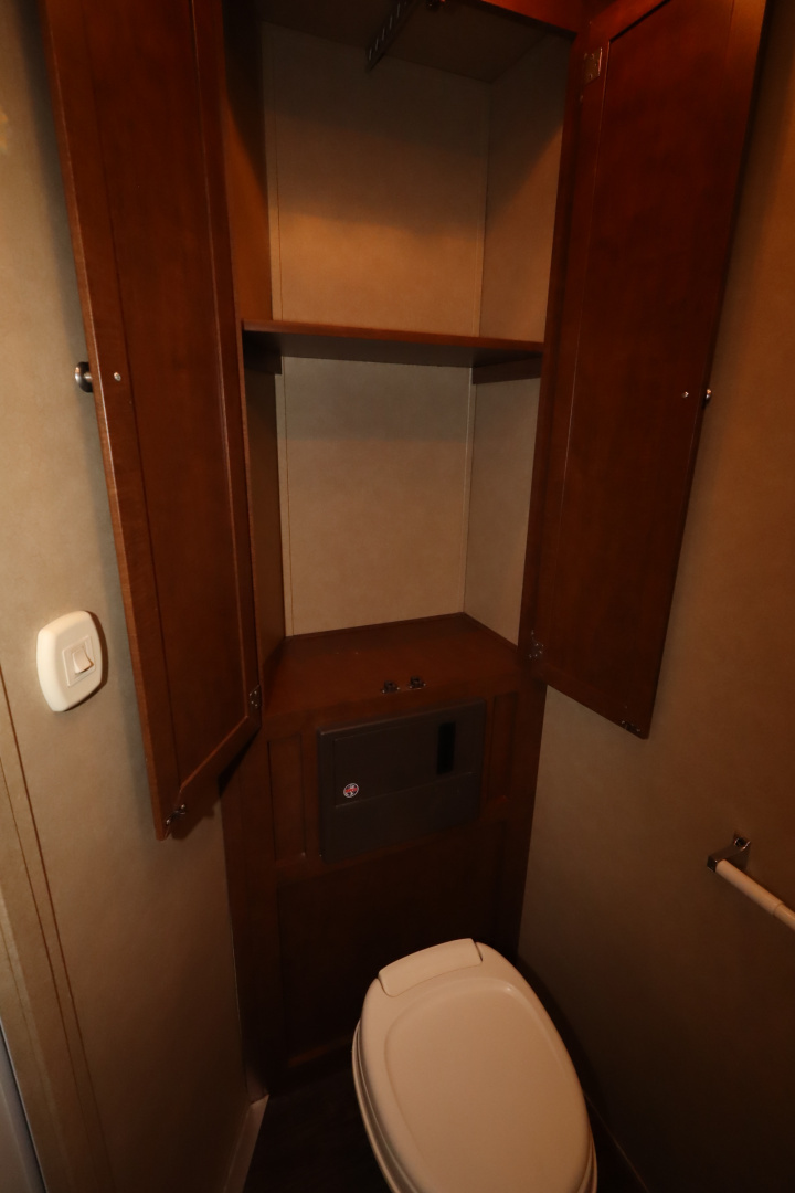 Used 2014 Bison Trailers 3 Place LQ Horse Trailer