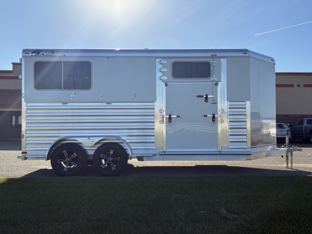 New 2026 4-Star 2 Horse Straight Load with Side Ramp Horse Trailer
