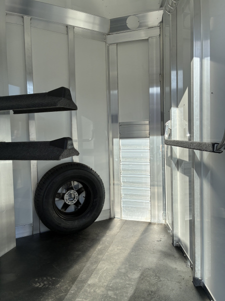 New 2026 4-Star 2 Horse Straight Load with Side Ramp Horse Trailer