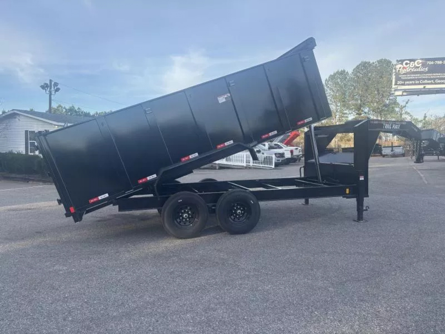 New 2025 TrailMaxx Trailers 83X16 HIGH SIDE TELESCOPIC GOOSENECK Dump Trailer