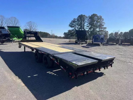 New 2026 Load Trail GP 102X25 MAX RAMP GOOSENECK 25900K GVWR Deckover Trailer