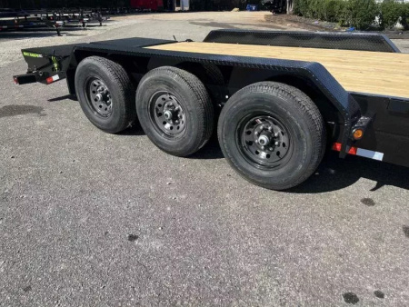 New 2026 Load Trail 83X24 MAX RAMP TRIPLE AXLE 21K GVWR Equipment Trailer
