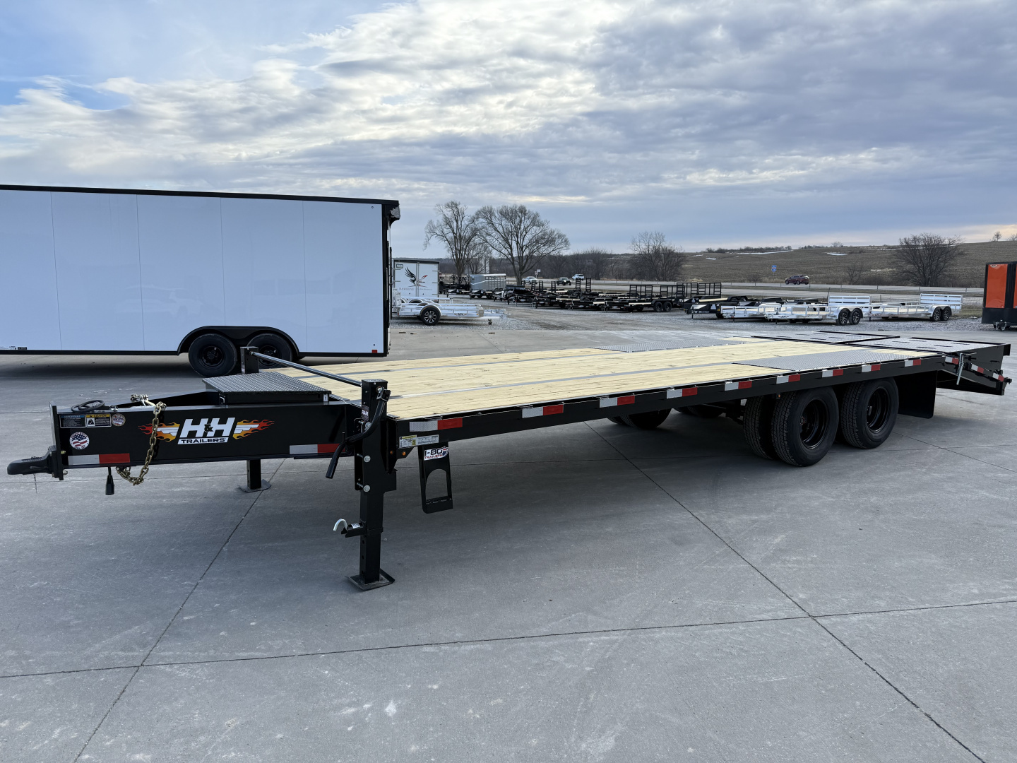 New 2026 H&H Black 102"x20'+5' 22.5k Low Profile Super Deluxe Ramps Bumper Pull Deckover Trailer