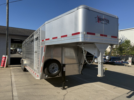 Used USED 2025 LIVGN14K24 FRONTIER 7' X 24' ALUMINUM GOOSENECK LIVESTOCK TRAILER