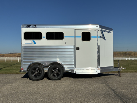New 2026 4-Star 2 Horse Slant Load Horse Trailer