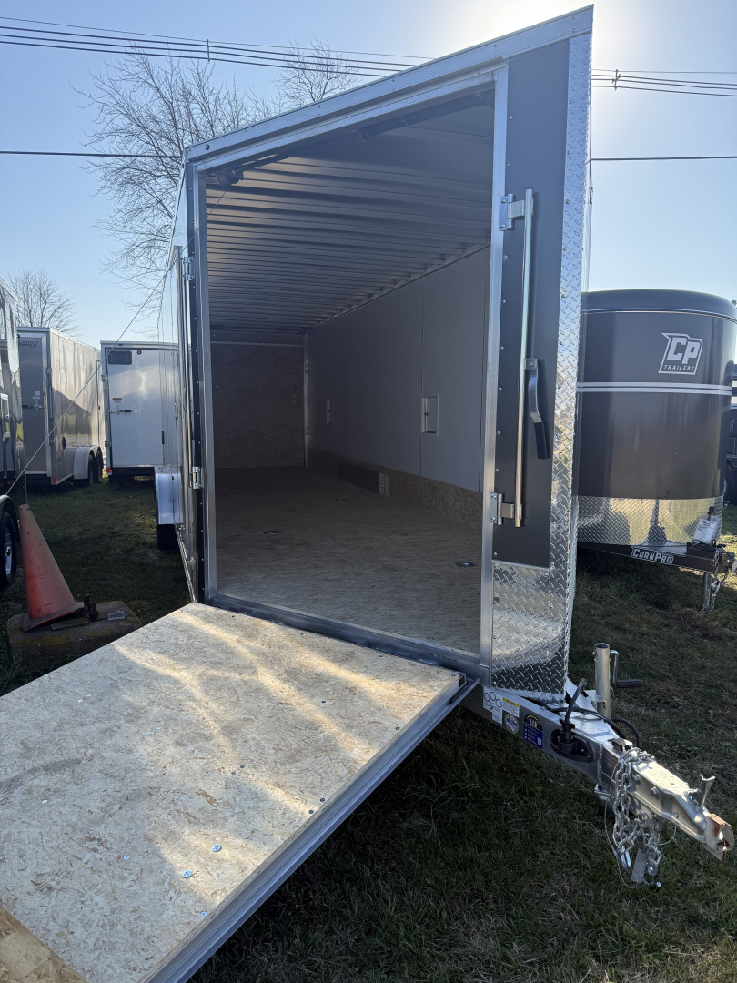 2026 Lightning Snowmobile Trailer photo 4