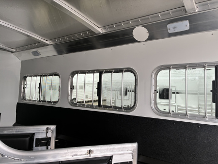 New 2027 4-Star 3H Slant Load Horse Trailer