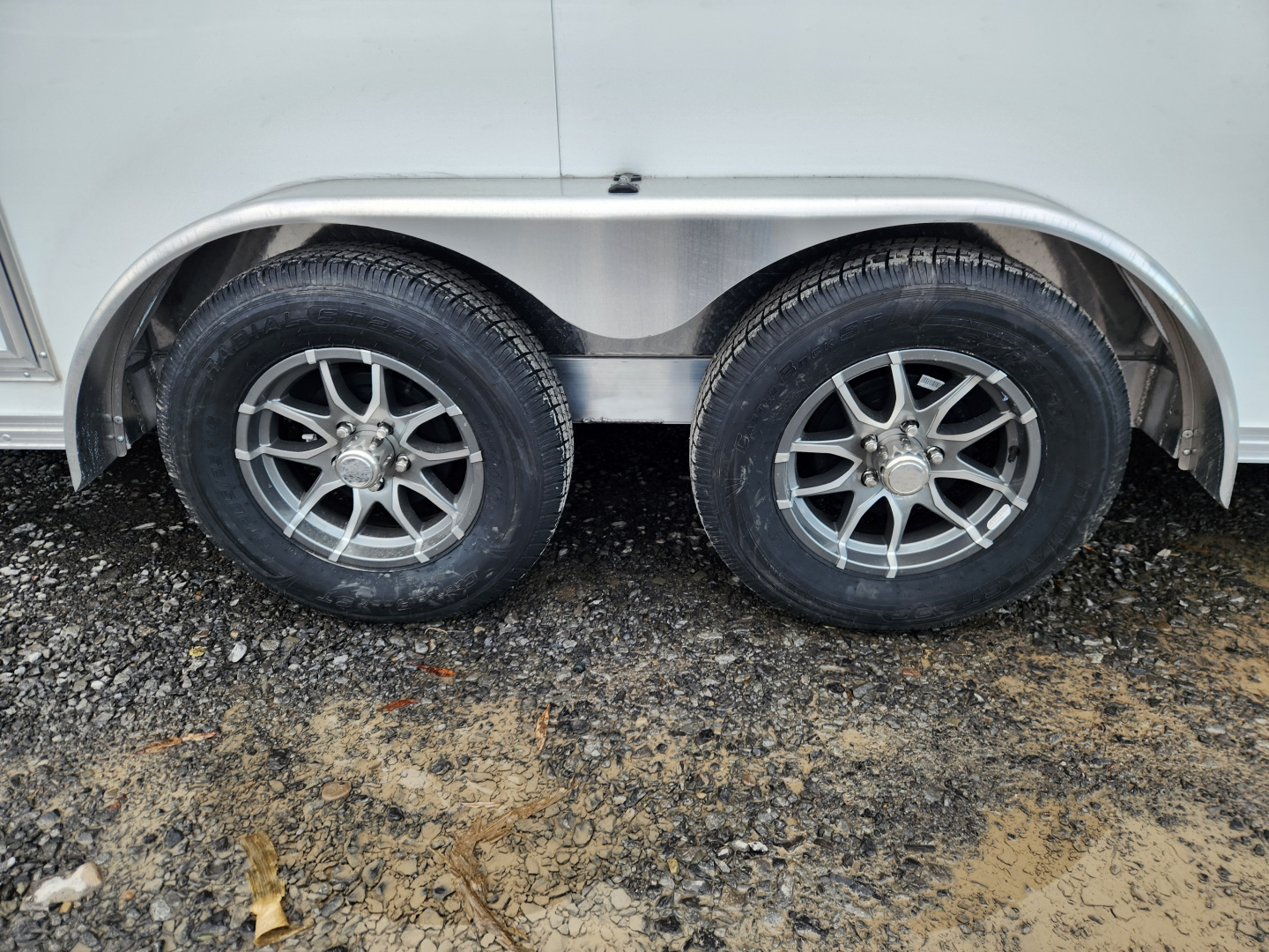 New 2026 ALCOM Ez Hauler 7.5X22IF Snowmobile Trailer