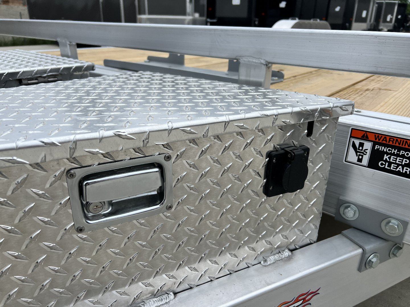 New NEW 2026 H&H Speedloader ALUMINUM 24’ POWER Hyd Jack TILTbed flatbed Trailer 2-7000 lb axles =14K KEY FOB Remote