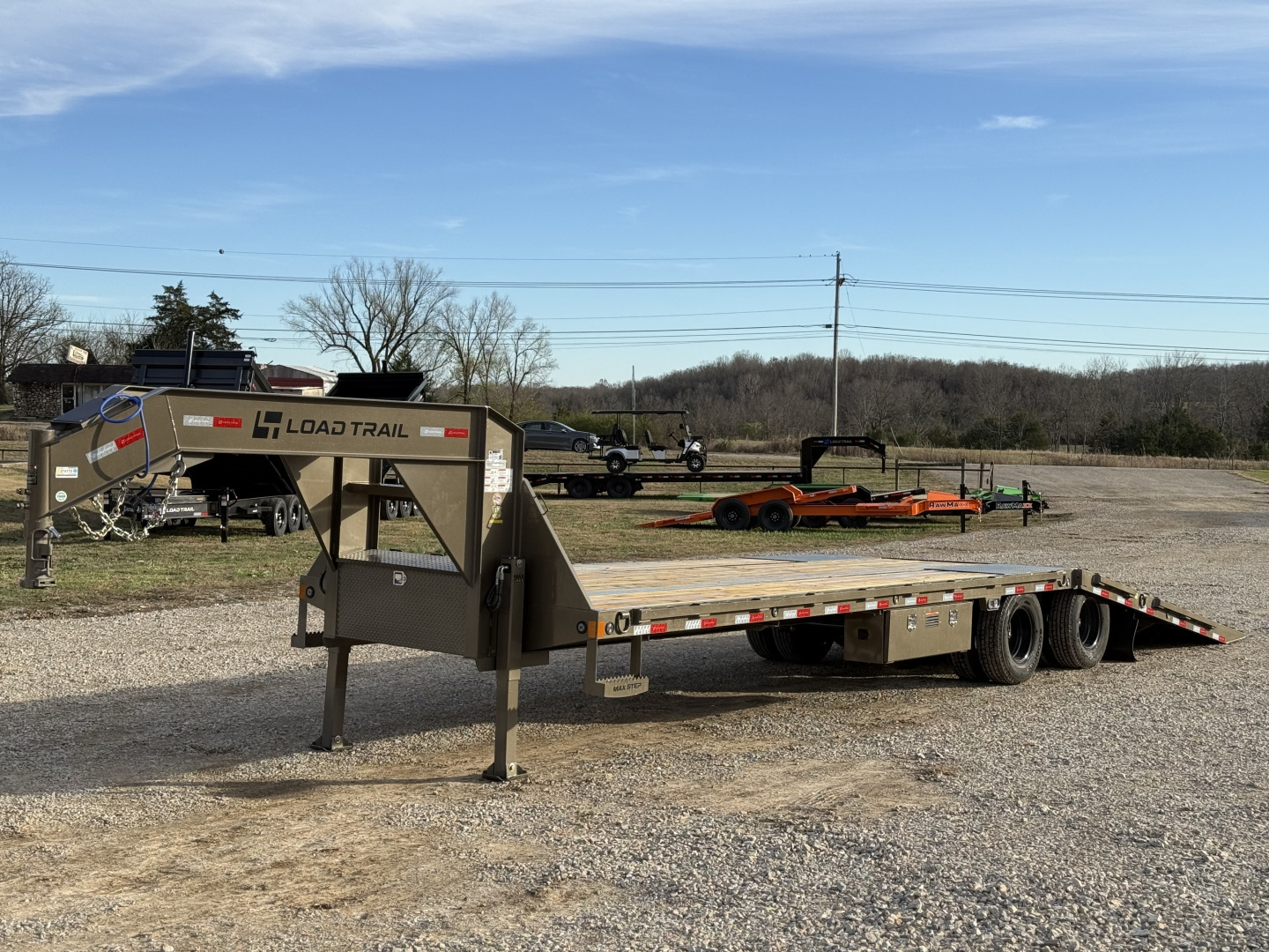New 2026 Load Trail GL 102x32 Deckover Trailer Hydraulic Dovetail 14 Ply 25900 GVWR