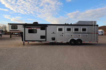 Used 2022 Bison 4 Horse LQ Slide-out Horse Trailer