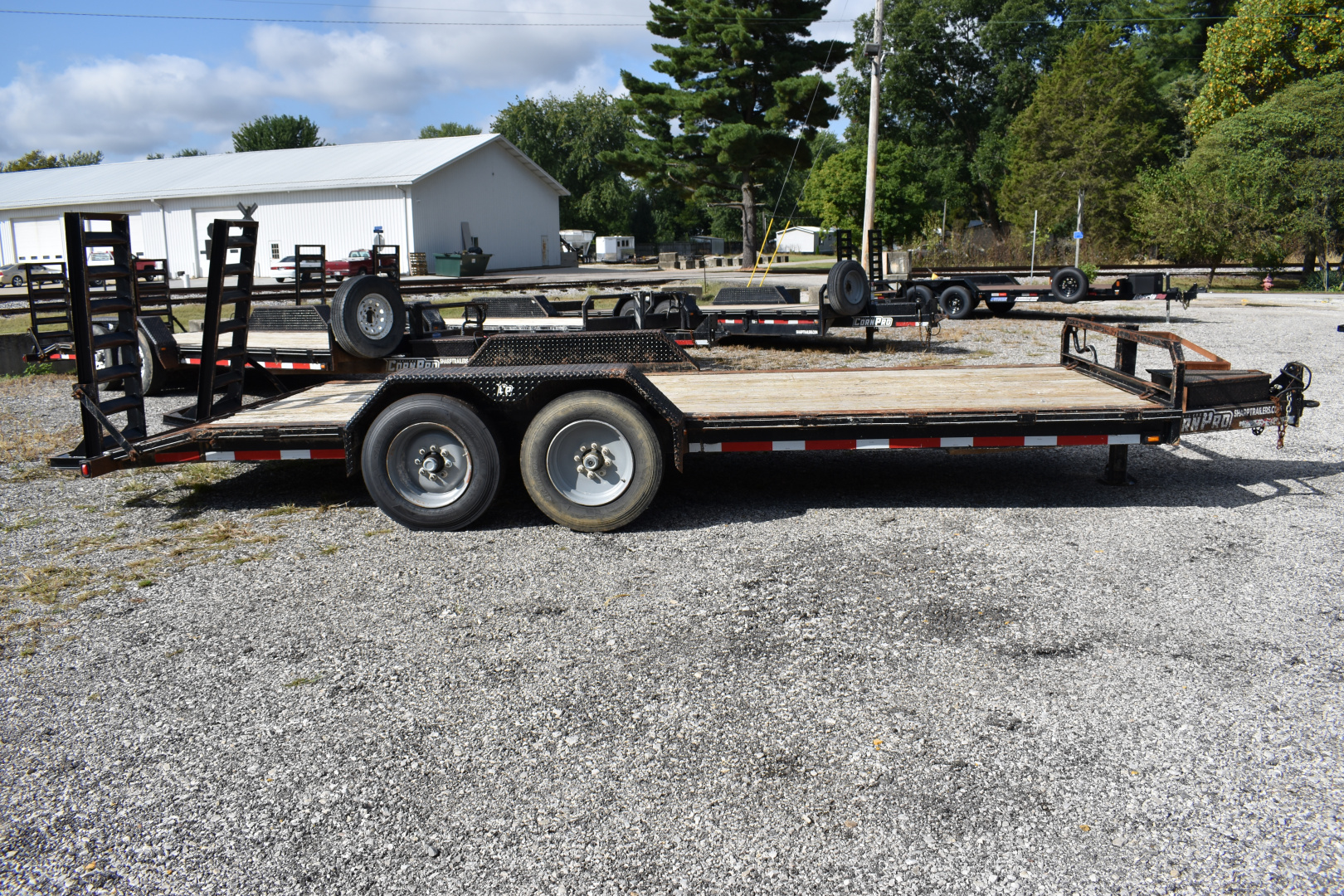 Used 2020 CornPro UT-20 H 8K Equipment Trailer