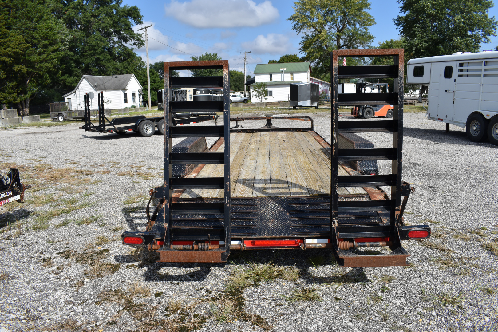 Used 2020 CornPro UT-20 H 8K Equipment Trailer