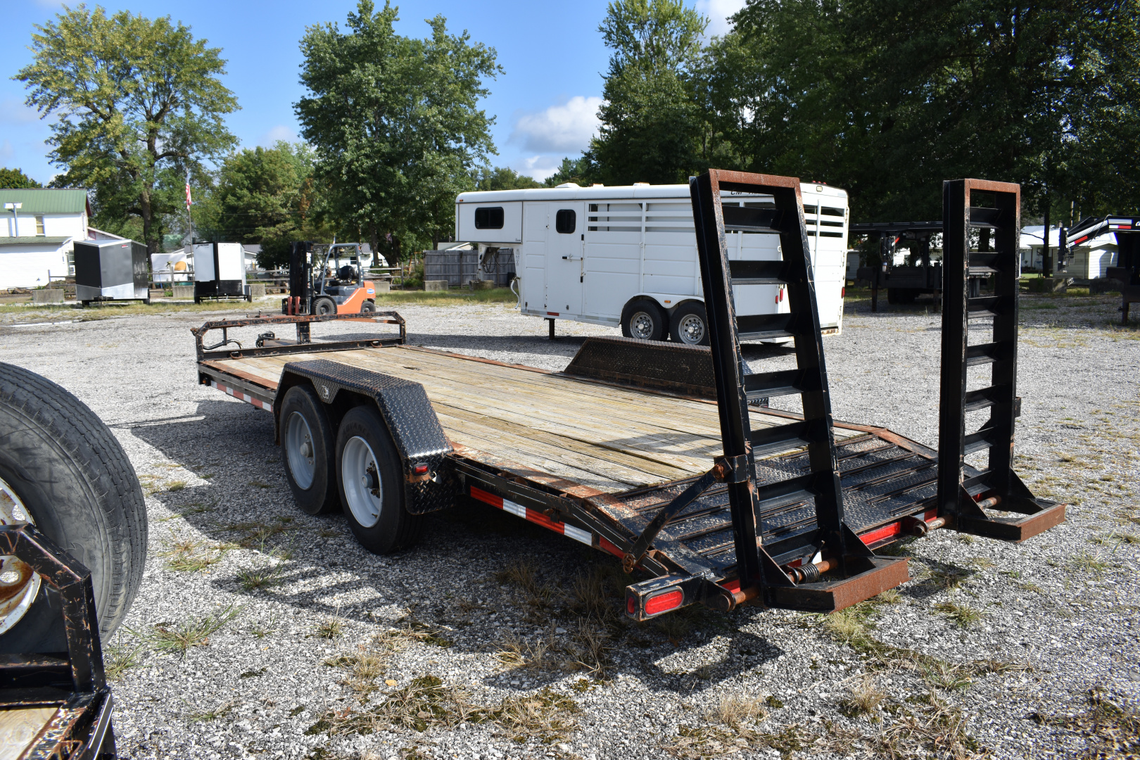 Used 2020 CornPro UT-20 H 8K Equipment Trailer