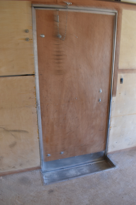 Used 2015 Atlas 8.5X20 RAMP Cargo / Enclosed Trailer