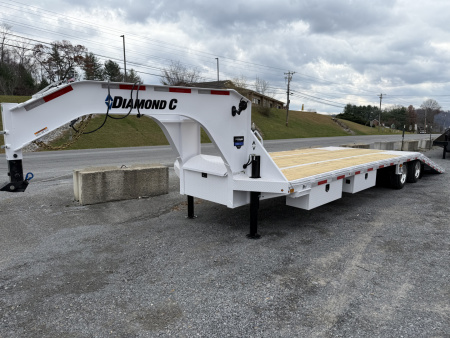 New 2026 Diamond C FMAX212 GOOSENECK TRAILER PACESETTER EDITION HYDRO JACKS & DOVE DISC BRAKES ALUMINUM OUTER RIMS