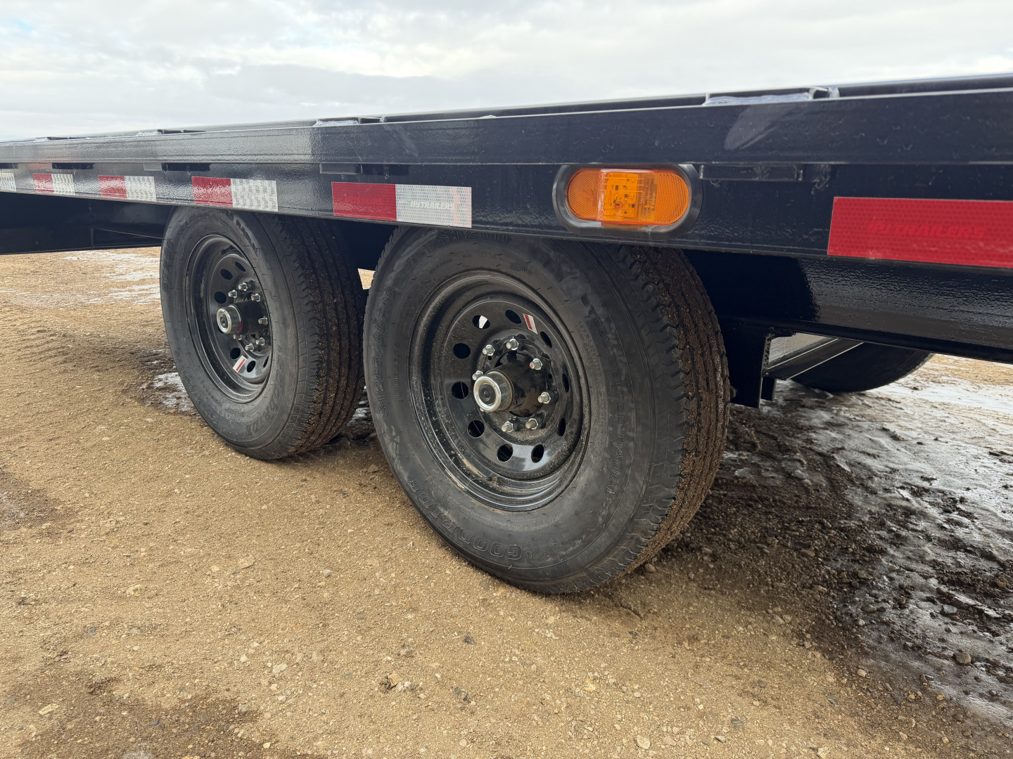 New 2026 PJ Trailers F8 DeckOver 20x8 Equipment Trailer