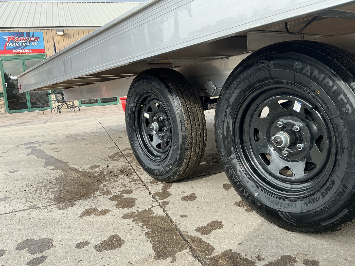 New 2024 Aluma 8624DH-TA-EL-SRP-15SL Flatbed Trailer