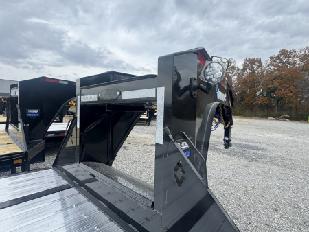 New 2026 Diamond C FMAX212 GOOSENECKTrailer PACESETTER EDITION , HYD DISC BRAKES, 17.5 WHEELS, ALUMINUM FLOOR & OUTER, 60” SPREAD AXLE, HYD DOVETAIL & JACKS