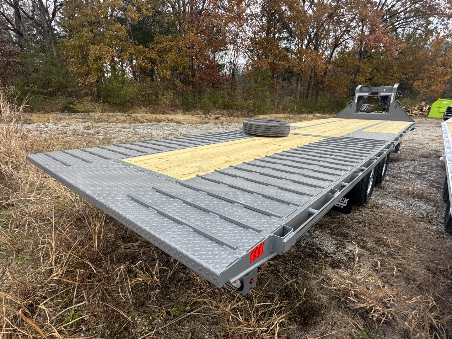 New 2026 Diamond C FMAX210 Flatbed Trailer, PACESETTER EDITION, HYD DISC BRAKES,HYD DOVETAIL&JACKS, ALUMINUM & OUTER WHEELS